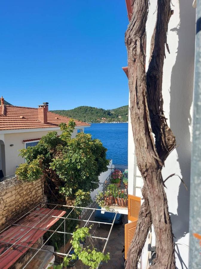 Ariti Holiday Apartment Vathy  Exterior photo