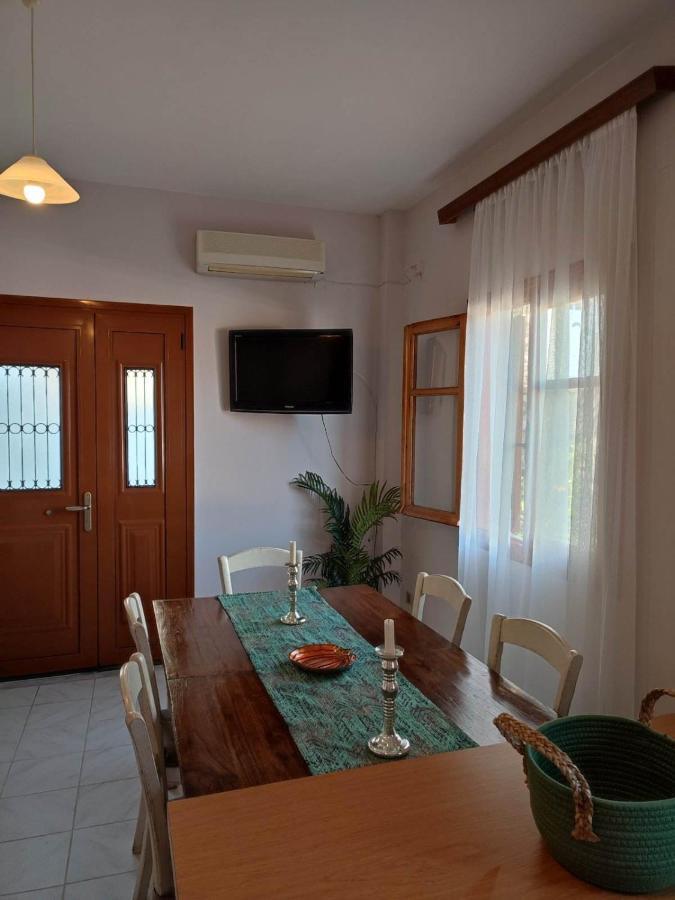 Ariti Holiday Apartment Vathy  Exterior photo